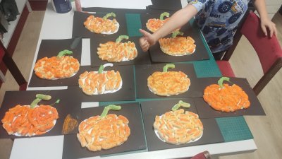 Okładka albumu:  Małe Miłe Czwartki - Dzień Dyni 2025